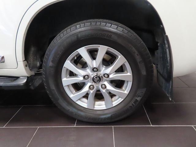 2016 Toyota Land Cruiser VXR