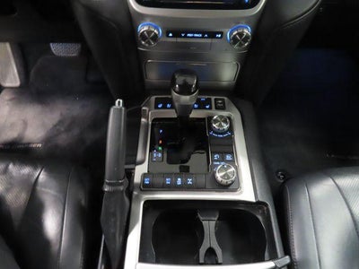 2016 Toyota Land Cruiser VXR