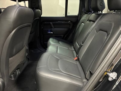 2025 Land Rover Defender X-Dynamic SE