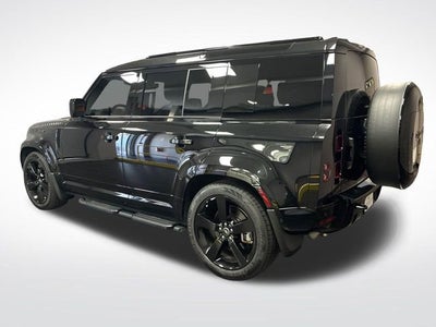 2025 Land Rover Defender X-Dynamic SE