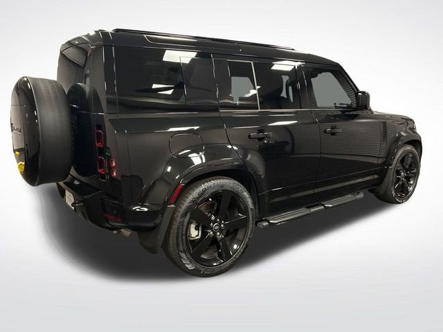 2025 Land Rover Defender X-Dynamic SE