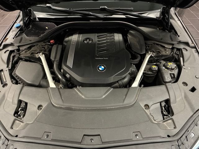 2021 BMW 7 Series 740i