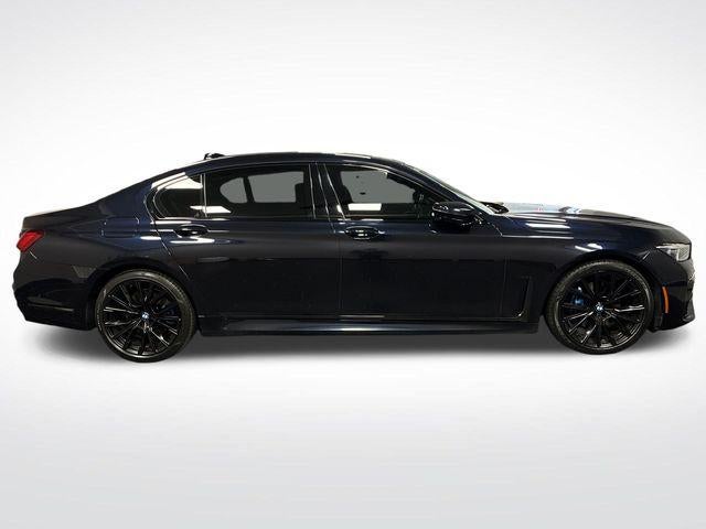 2021 BMW 7 Series 740i