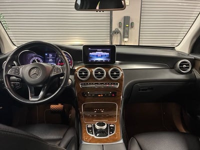 2017 Mercedes-Benz GLC GLC 300