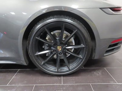 2022 Porsche 911 Carrera