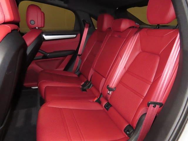 2023 Porsche Cayenne Base