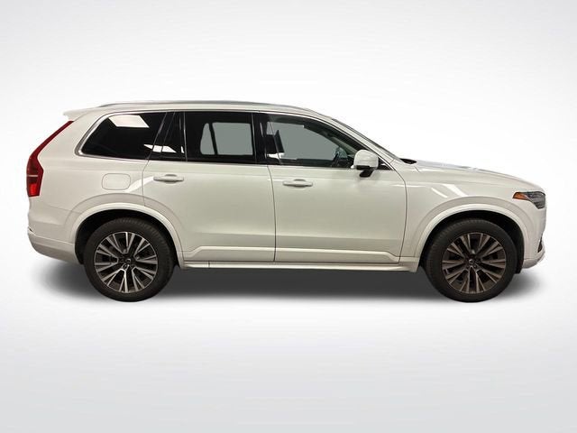 2020 Volvo XC90 Momentum