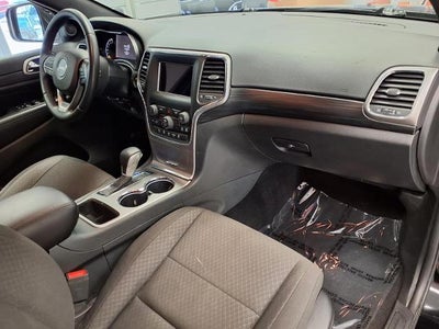 2019 Jeep Grand Cherokee Laredo E