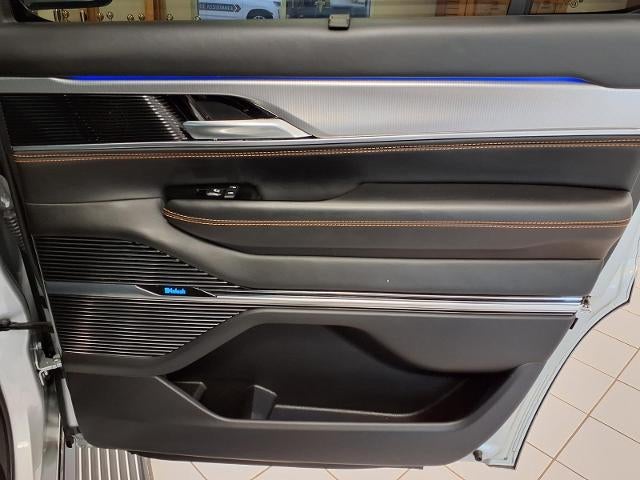 2023 Jeep Grand Wagoneer Series III