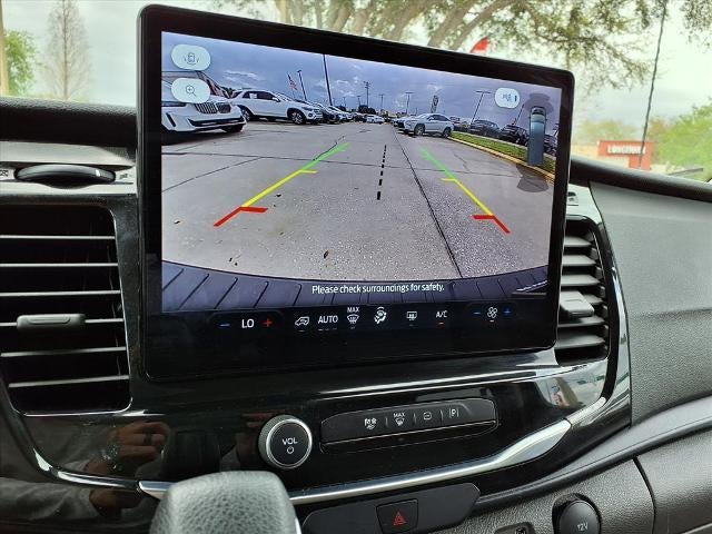 2024 Ford Transit Passenger Wagon XL