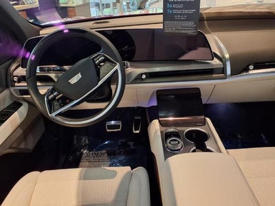 2026 Cadillac VISTIQ Luxury