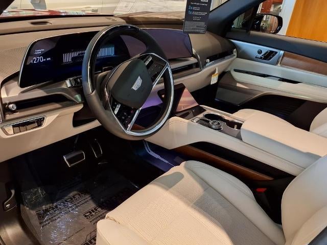 2026 Cadillac VISTIQ Luxury
