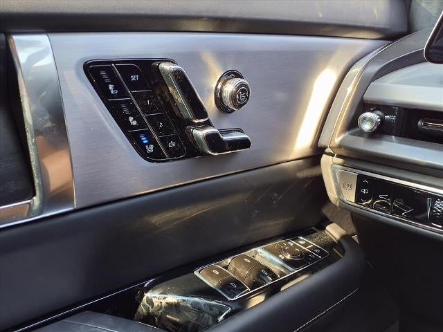 2026 Cadillac VISTIQ Platinum