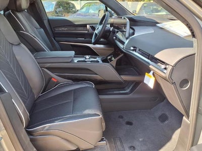 2026 Cadillac VISTIQ Platinum