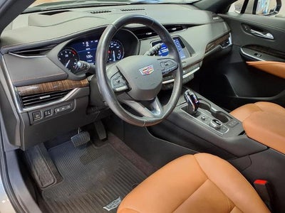 2023 Cadillac XT4 FWD Premium Luxury