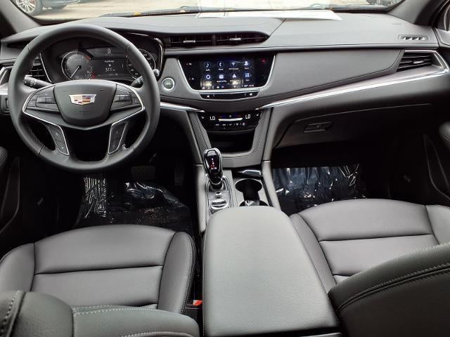 2026 Cadillac XT5 Luxury