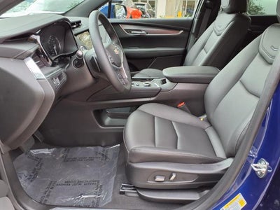 2026 Cadillac XT5 Luxury