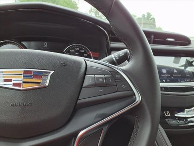 2026 Cadillac XT5 Luxury