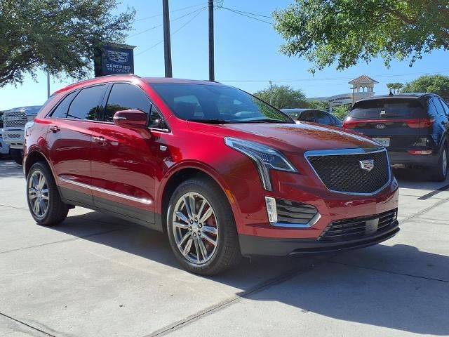 2026 Cadillac XT5 Sport