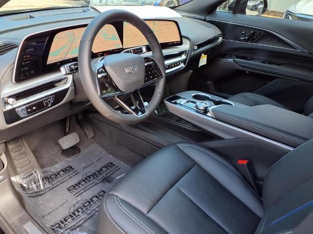 2025 Cadillac LYRIQ Luxury 1