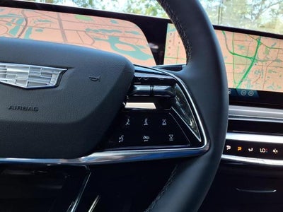 2025 Cadillac LYRIQ Luxury 1