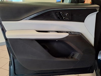 2024 Cadillac LYRIQ Sport 1
