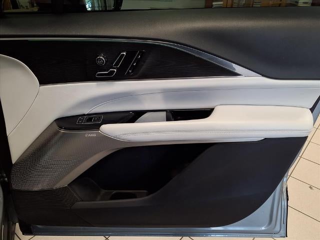 2024 Cadillac LYRIQ Sport 2