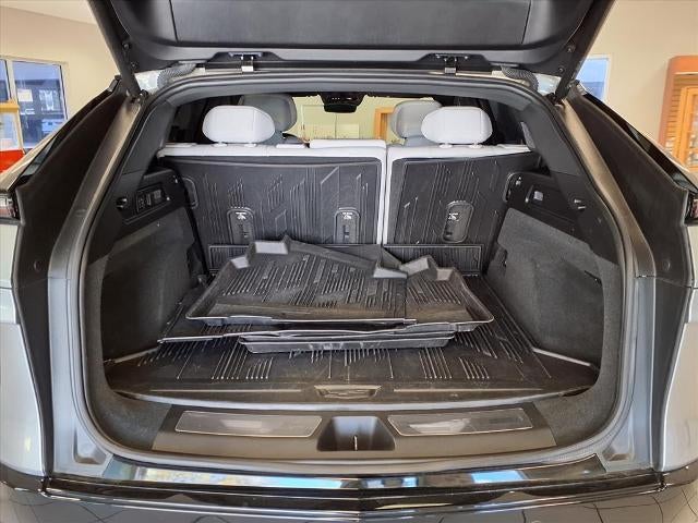 2024 Cadillac LYRIQ Sport 2