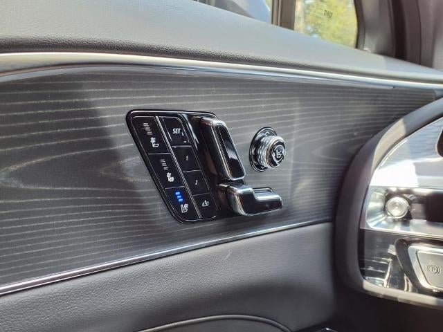 2025 Cadillac LYRIQ Sport 2