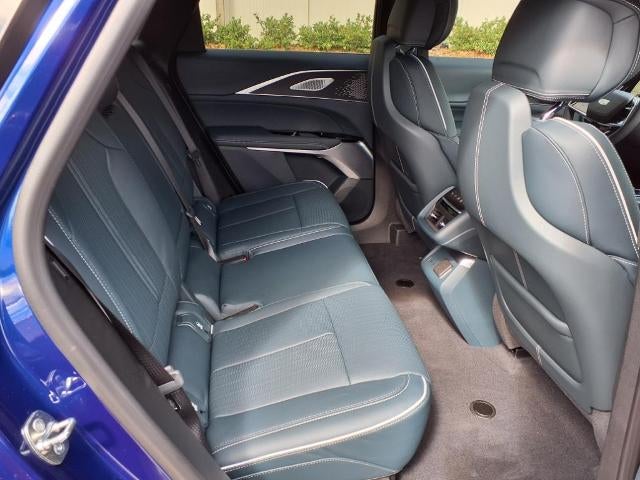 2025 Cadillac LYRIQ Sport 3