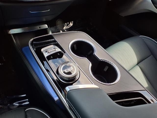 2025 Cadillac LYRIQ Sport 3