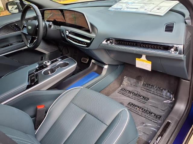 2025 Cadillac LYRIQ Sport 3