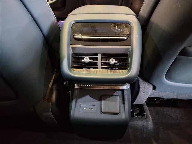 2025 Cadillac LYRIQ Sport 3