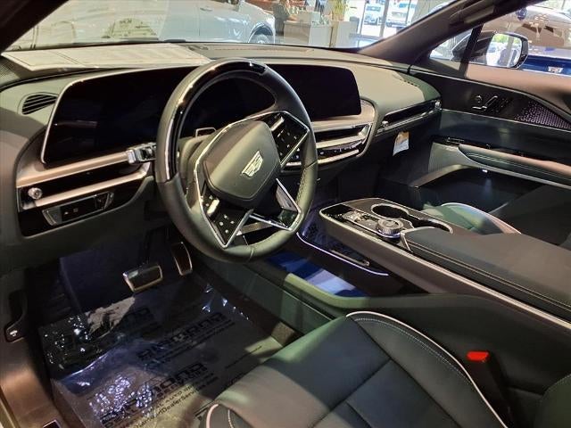 2025 Cadillac LYRIQ Sport 3