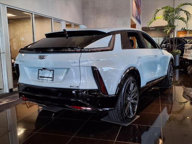 2025 Cadillac LYRIQ Sport 3
