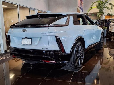2025 Cadillac LYRIQ Sport 3