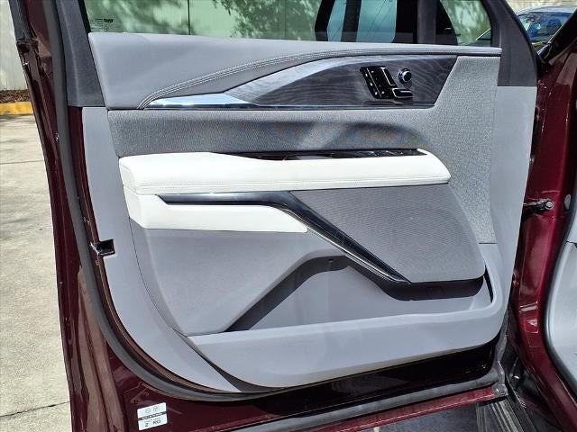 2026 Cadillac ESCALADE IQL Luxury