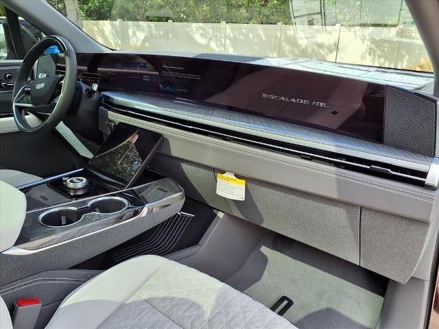 2026 Cadillac ESCALADE IQL Luxury
