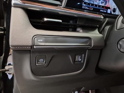 2022 Cadillac Escalade ESV Premium Luxury