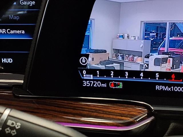 2022 Cadillac Escalade ESV Premium Luxury