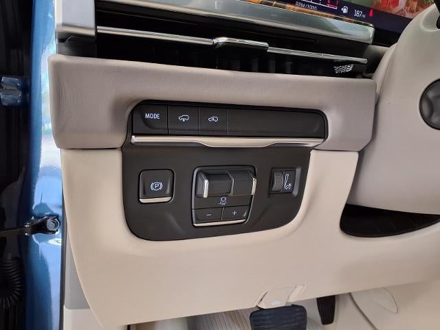 2025 Cadillac Escalade Premium Luxury Platinum