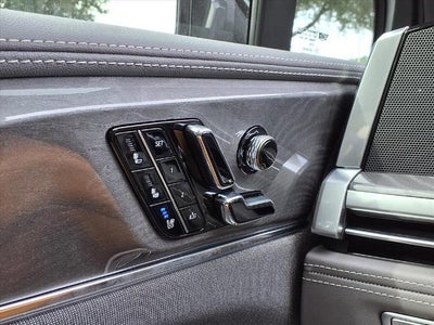 2026 Cadillac ESCALADE IQ Luxury