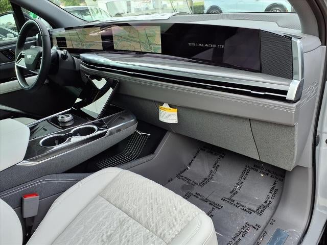 2026 Cadillac ESCALADE IQ Luxury