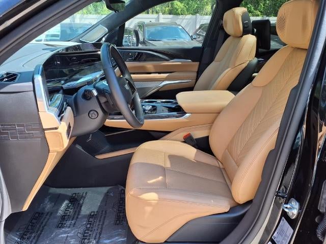 2025 Cadillac ESCALADE IQ Luxury 2