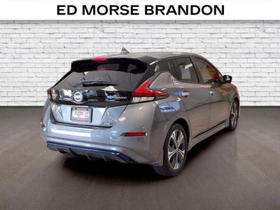 2022 Nissan LEAF SV