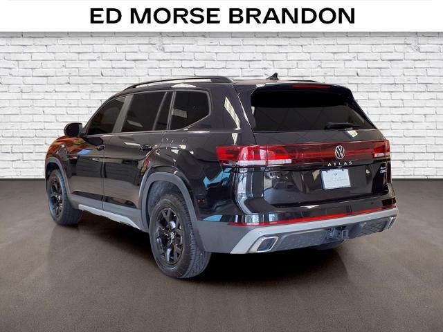 2024 Volkswagen Atlas 2.0T Peak Edition SEL