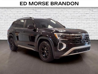 2024 Volkswagen Atlas 2.0T Peak Edition SEL