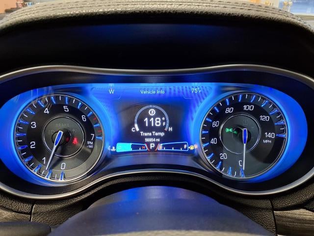 2022 Chrysler 300 Touring L