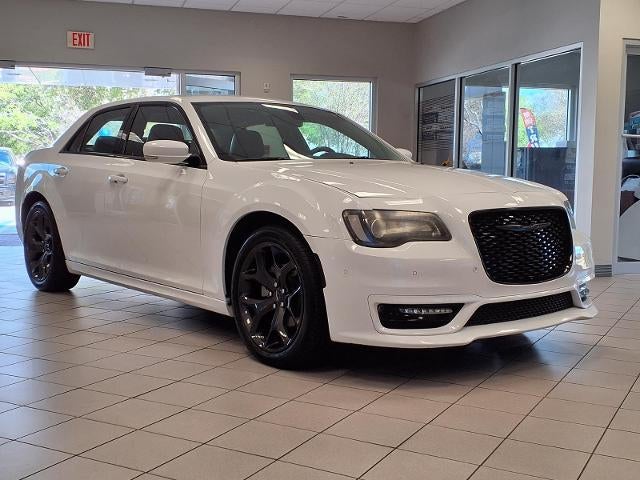 2022 Chrysler 300 Touring L