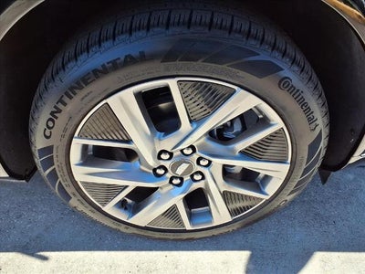 2026 Cadillac OPTIQ Premium Luxury